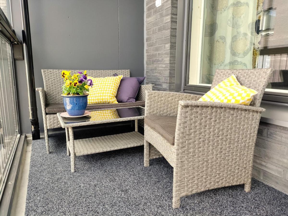 Fully Equipped New Apartment With Free Parking تامبير المظهر الخارجي الصورة
