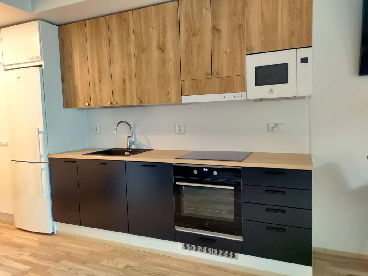 Fully Equipped New Apartment With Free Parking تامبير المظهر الخارجي الصورة