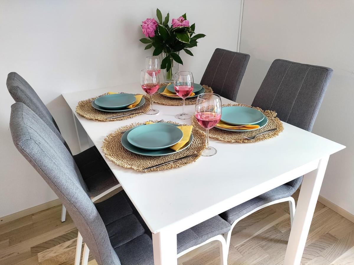 Fully Equipped New Apartment With Free Parking تامبير المظهر الخارجي الصورة